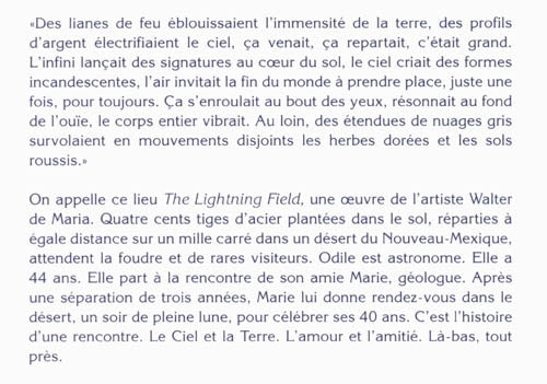 Couverture du livre de La-bas tout pres - papier format